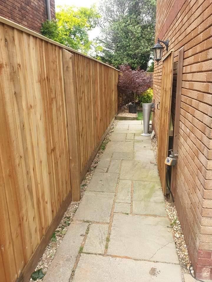 Timber fencing installation by RPG Carpentry in South East Cornwall and Plymouth